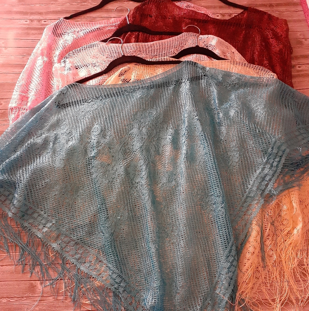 🎉HP🎉 🔥3/$70 5-Lot Women's Spring/Summer Ponchos